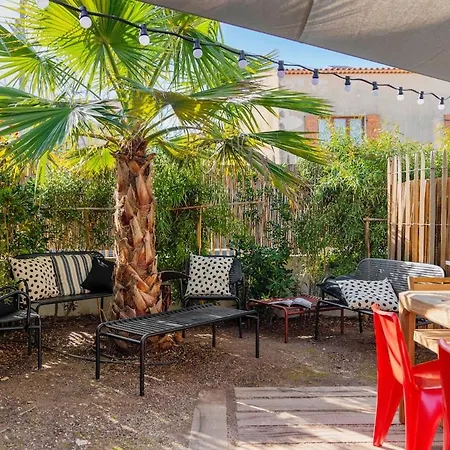 Hébergement de vacances N 5 Maison Design, Jardin, Garage, Clim, à Pied *