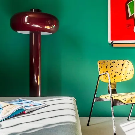 N 5 Maison Design, Jardin, Garage, Clim, à Pied *