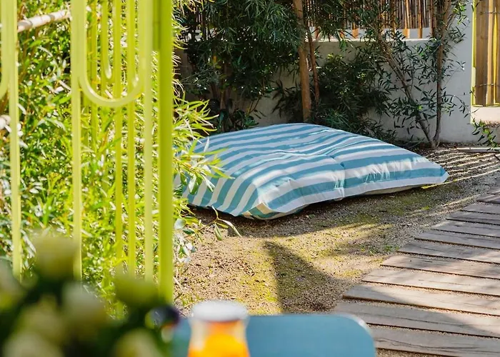 N 5 Maison Design, Jardin, Garage, Clim, à Pied * Hyères