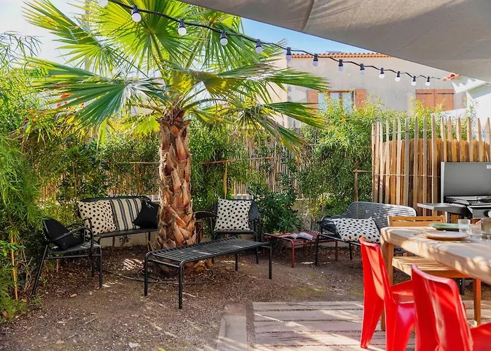 Hébergement de vacances N 5 Maison Design, Jardin, Garage, Clim, à Pied *