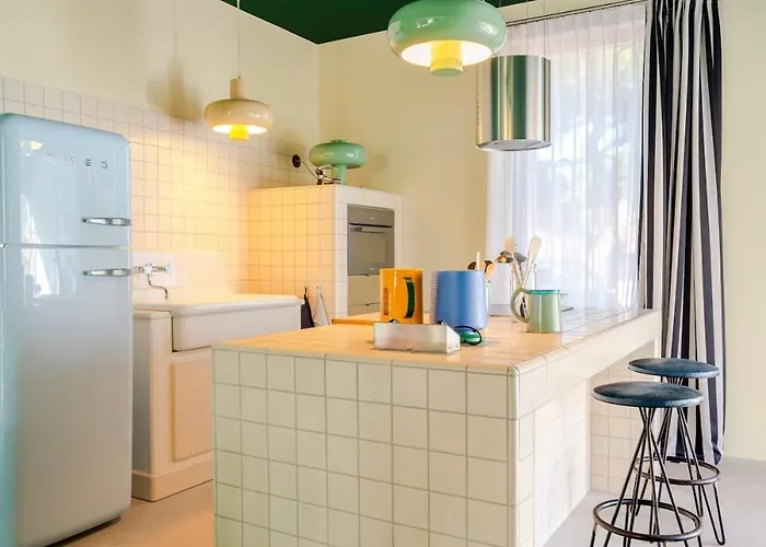 N 5 Maison Design, Jardin, Garage, Clim, à Pied Hébergement de vacances *