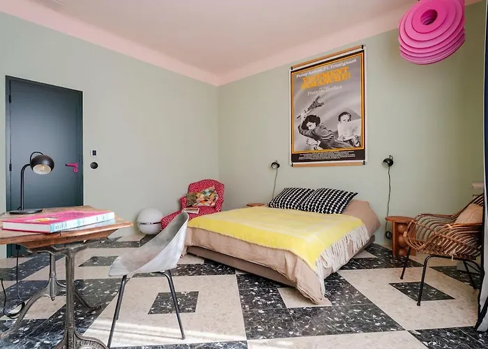 N 5 Maison Design, Jardin, Garage, Clim, à Pied