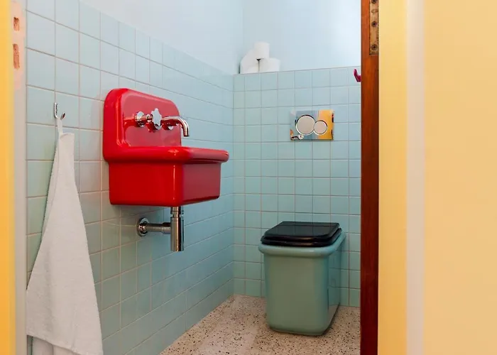 Hébergement de vacances N 5 Maison Design, Jardin, Garage, Clim, à Pied Hyères