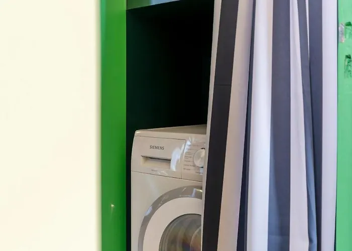 N 5 Maison Design, Jardin, Garage, Clim, à Pied